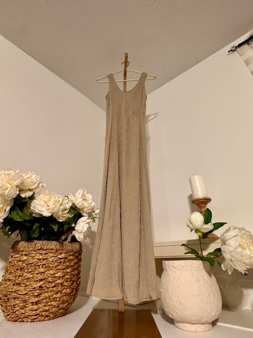 Giorgio Armani Beige Ribbed Sleeveless Maxi Dress - Picture 3 of 8